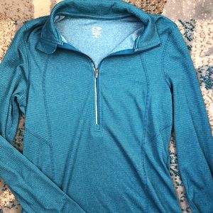 Women’s 1/4 zip pullover